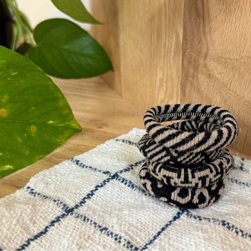 FREE with purchase Hair Ties tribal print Beige Brown EUC